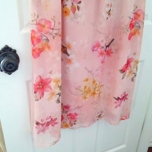 Sassafras Apricot Floral Midi Dress - Picture 8 of 10